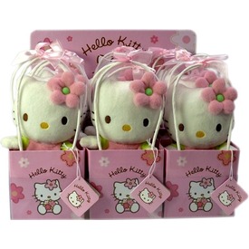 Hello Kitty plüssfigura dísztasakban
