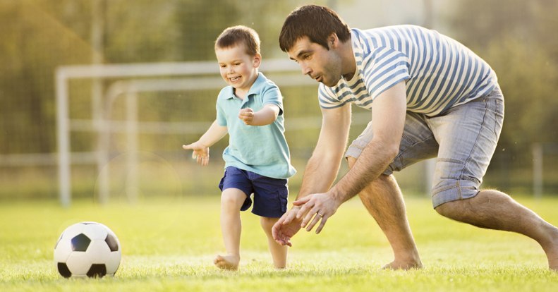 Kicsik és nagyok focilázban