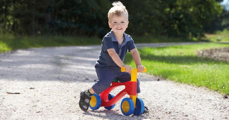 Így tanítsd meg kismotorozni gyermekedet!