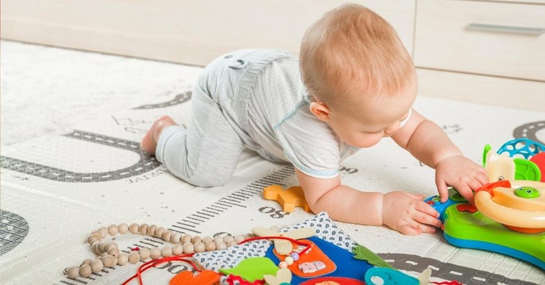 Fejlesztő játékok babáknak - ezeket ajánljuk