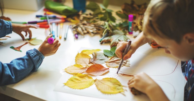 Őszi dekoráció házilag – Kézműves ötletek gyerekeknek
