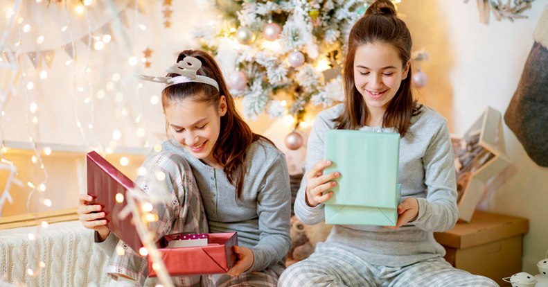 Karácsonyi ajándék ötletek kamaszoknak – Életkor szerint