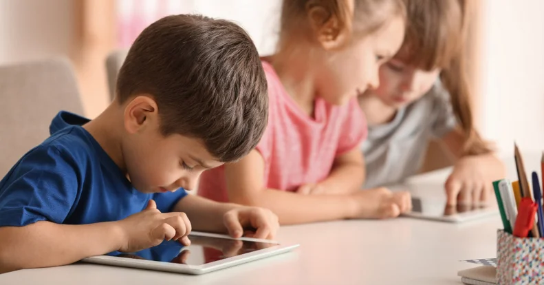 Képernyőidő korlátozás - Játékok a digitális egyensúlyért