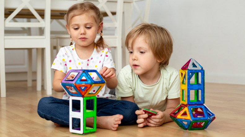 Mágneses játékok gyerekeknek: 5 bevált típus