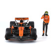 Bburago 1 /24 F1 versenyautó pilótával - McLaren MCL38 kép nagyítása