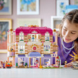 LEGO Friends 42704 Heartlake City Grand Hotel kép nagyítása