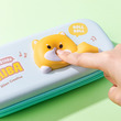 Kutyás squishy tolltartó kép nagyítása