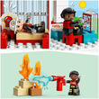kép nagyítása LEGO DUPLO Town 10970 Tűzoltóállomás és helikopter